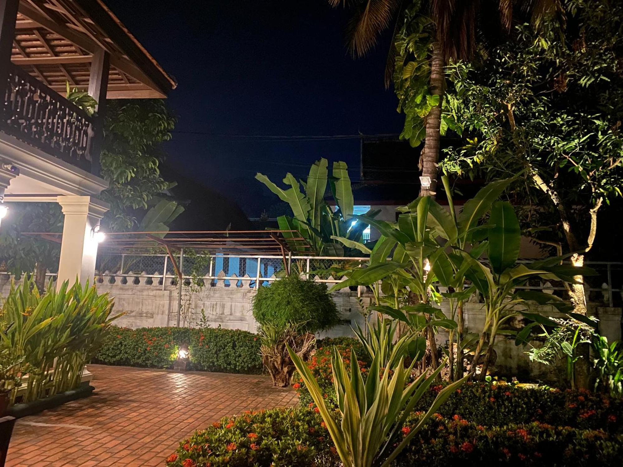 Luang Prabang Residence & Travel Exteriör bild