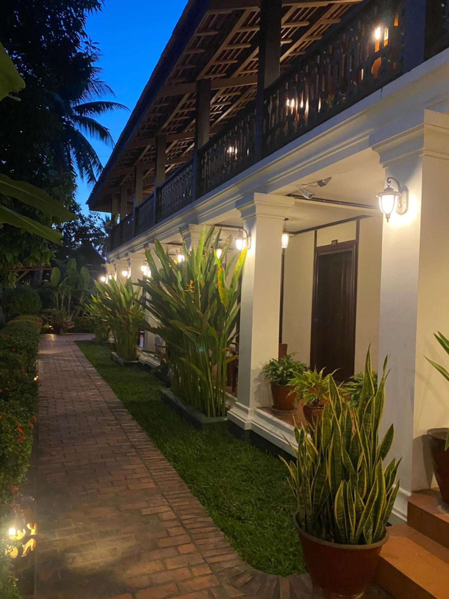 Luang Prabang Residence & Travel Exteriör bild