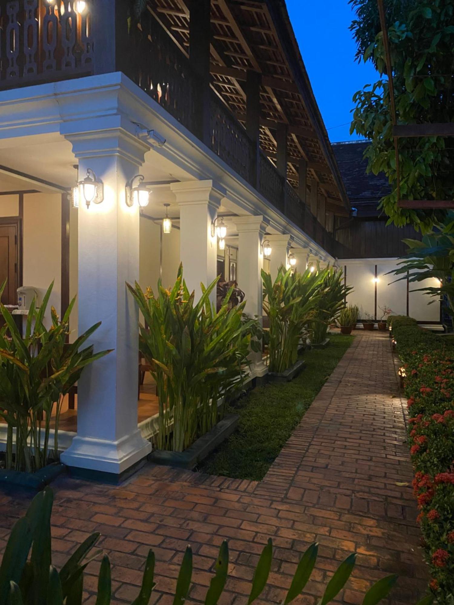 Luang Prabang Residence & Travel Exteriör bild