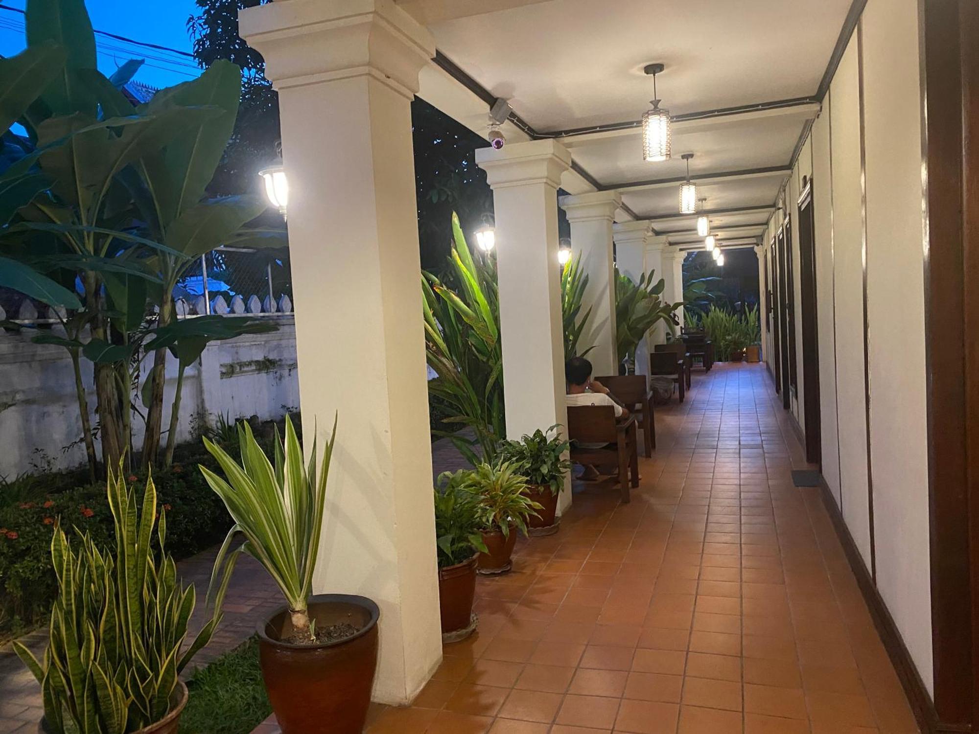 Luang Prabang Residence & Travel Exteriör bild